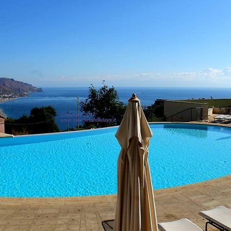 Taormina Chic Apartment Kültér fotó